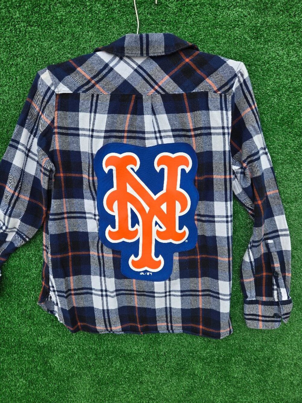MLB New York Mets Upcycled DIY flannel long sleeved button up shirt